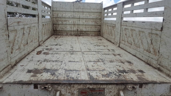 รถอีซูซุ 10 ล้อดั้ม FXZ 360 แรงม้า. ปี 54  ( รถวิ่ง 2xx,xxx กม. )    สนใจติดต่อ   081 - 6079515