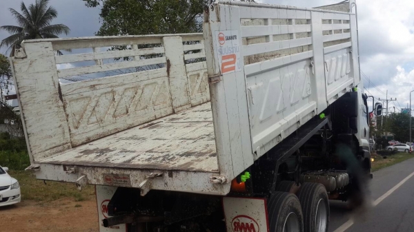 รถอีซูซุ 10 ล้อดั้ม FXZ 360 แรงม้า. ปี 54  ( รถวิ่ง 2xx,xxx กม. )    สนใจติดต่อ   081 - 6079515