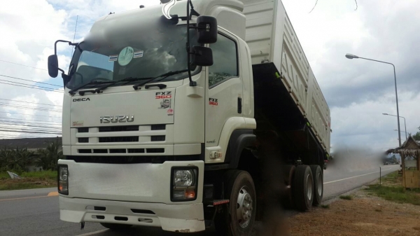รถอีซูซุ 10 ล้อดั้ม FXZ 360 แรงม้า. ปี 54  ( รถวิ่ง 2xx,xxx กม. )    สนใจติดต่อ   081 - 6079515
