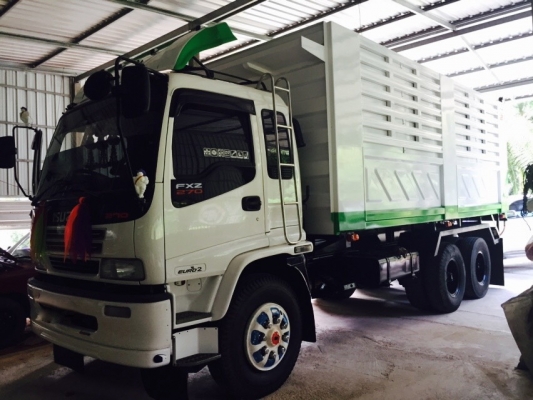 รถอีซูซุ 10 ล้อดั้ม FXZ 200 แรงม้า. ปี 50  ( รถวิ่ง 15x,xxx กม. )      สนใจติดต่อ   081 - 6079515