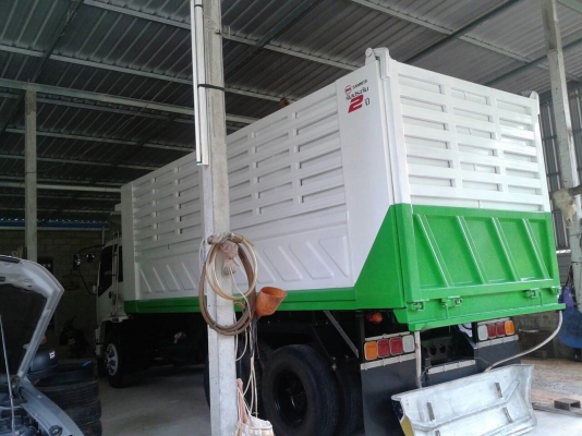 รถอีซูซุ 10 ล้อดั้ม FXZ 200 แรงม้า. ปี 50  ( รถวิ่ง 15x,xxx กม. )      สนใจติดต่อ   081 - 6079515