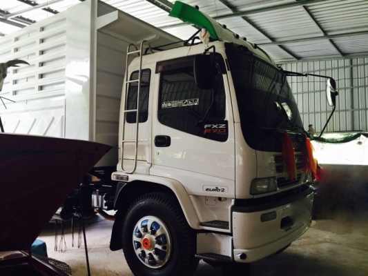 รถอีซูซุ 10 ล้อดั้ม FXZ 200 แรงม้า. ปี 50  ( รถวิ่ง 15x,xxx กม. )      สนใจติดต่อ   081 - 6079515