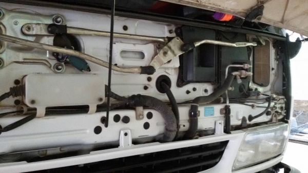 รถอีซูซุ 10 ล้อดั้ม FXZ 200 แรงม้า. ปี 50  ( รถวิ่ง 15x,xxx กม. )      สนใจติดต่อ   081 - 6079515