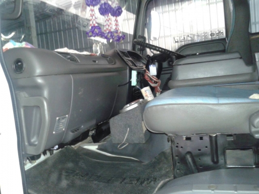 รถอีซูซุ 10 ล้อดั้ม FXZ 200 แรงม้า. ปี 50  ( รถวิ่ง 15x,xxx กม. )      สนใจติดต่อ   081 - 6079515