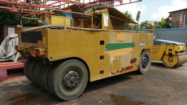 รถบด SAKAI TW500 ราคา 950,000 บาท.