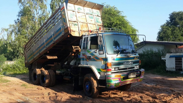 10ล้อดั้มพ์2เพลา ISUSU ROCKY240 กระบะมิเนียม เครื่องดี แชชซีสวย เอกสารพร้อมโอนเจ้าของขายเอง ดูรถได้ที่อ.ประทาย จ.นครราชสีมา TEL0857698049 0887115178 ราคา890000บาทID LINE ps5599