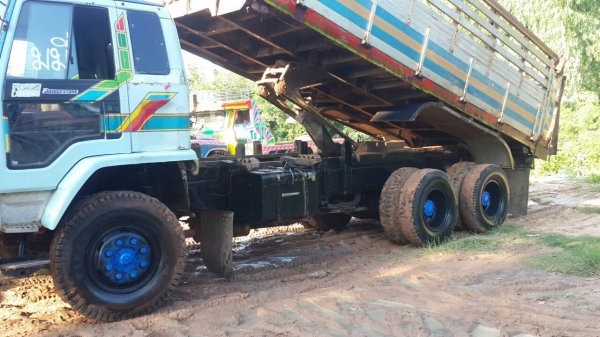 10ล้อดั้มพ์2เพลา ISUSU ROCKY240 กระบะมิเนียม เครื่องดี แชชซีสวย เอกสารพร้อมโอนเจ้าของขายเอง ดูรถได้ที่อ.ประทาย จ.นครราชสีมา TEL0857698049 0887115178 ราคา890000บาทID LINE ps5599