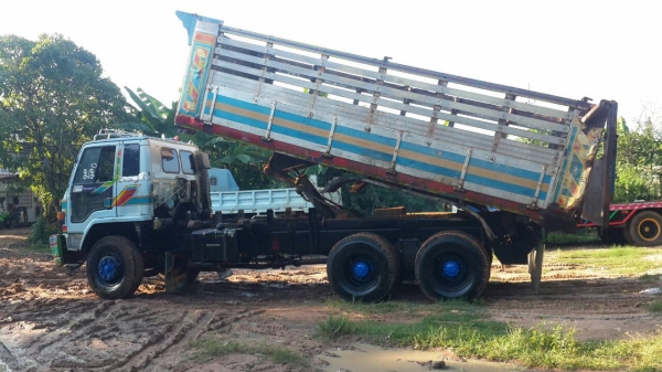 10ล้อดั้มพ์2เพลา ISUSU ROCKY240 กระบะมิเนียม เครื่องดี แชชซีสวย เอกสารพร้อมโอนเจ้าของขายเอง ดูรถได้ที่อ.ประทาย จ.นครราชสีมา TEL0857698049 0887115178 ราคา890000บาทID LINE ps5599