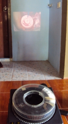 เครื่องฉายสไลด์แบบถาดหมุน