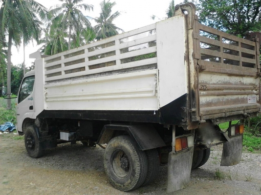 รถฮีโน่ 6 ล้อดั้ม ทูโถ้ 136 แรงม้า. ปี 50.  ( รถวิ่ง 15x,xxx กม. )    สนใจติดต่อ  081 - 6079515