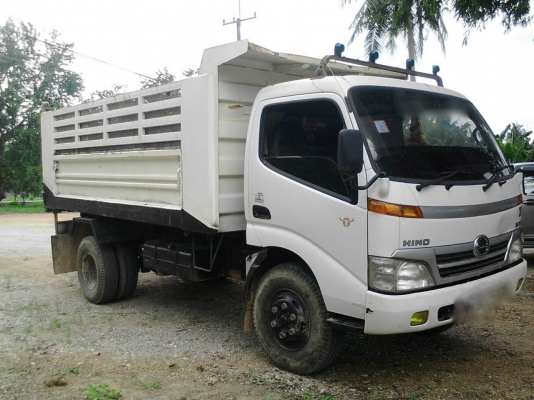 รถฮีโน่ 6 ล้อดั้ม ทูโถ้ 136 แรงม้า. ปี 50.  ( รถวิ่ง 15x,xxx กม. )    สนใจติดต่อ  081 - 6079515