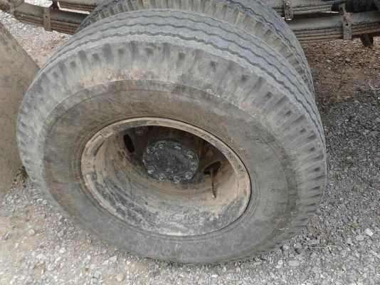 รถฮีโน่ 6 ล้อดั้ม ทูโถ้ 136 แรงม้า. ปี 50.  ( รถวิ่ง 15x,xxx กม. )    สนใจติดต่อ  081 - 6079515