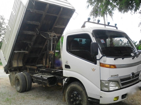 รถฮีโน่ 6 ล้อดั้ม ทูโถ้ 136 แรงม้า. ปี 50.  ( รถวิ่ง 15x,xxx กม. )    สนใจติดต่อ  081 - 6079515