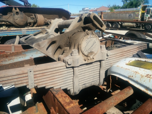 ขาย แท่น อีซู เสื้อเพลาลูกหน้า เพลากำลัง