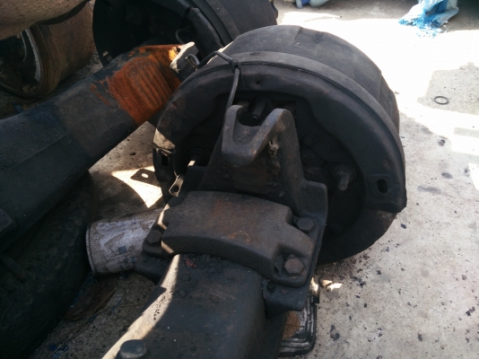 ขาย แท่น อีซู เสื้อเพลาลูกหน้า เพลากำลัง