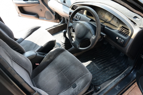 ขาย Mazda 323 1996 1.6L เกียร์ธรรมดา