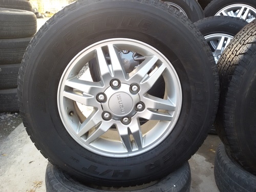 ขายล้อISUZU Hilander 16 ยาง245/70/16  4 ล้อ