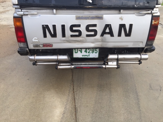 ขายกระบะนิสัน big M มือเดียว ตั้งเเต่ ป้ายเเดง วิ่งไปเเสนนิดๆ ครับ ขายกระบะนิสัน big M มือเดียว ตั้งเเต่ ป้ายเเดง วิ่งไปเเสนนิดๆ ครับ