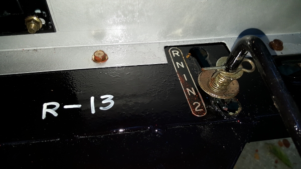 รถบรรทุกการเกษตรและก่อสร้างนั่งขับ รหัสสินค้า R - 13