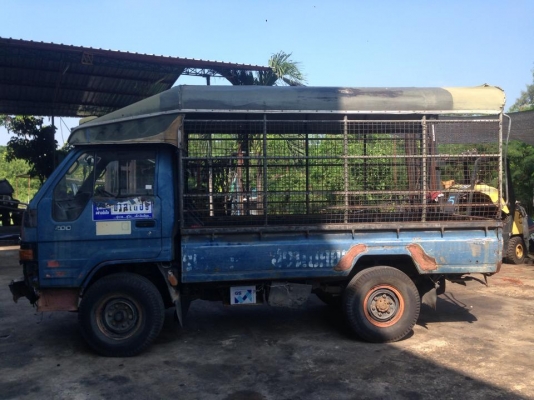 ขายรถโตโยต้าไดน่า4ล้อกลาง เครื่อง3B ยังไม่ลงเล่มเครื่องดีมากครับแน่นๆแห้ง แต่ไม่ได้ลงเล่ม แซสซีสวยทั้งเส้นยางดี ภาษีขาดปี56 เอกสารพร้อมโอน ขายถูกครับ 75000 บาท