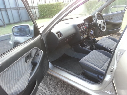 ขายรถบ้านเจ้าของขายเองด่วน ฮอนด้าซิตี้ TypeZ Lxi ราคาถูกสนใจต่อรองได้ ขายรถบ้านเจ้าของขายเองด่วน ฮอนด้าซิตี้ TypeZ Lxi ราคาถูกสนใจต่อรองได้