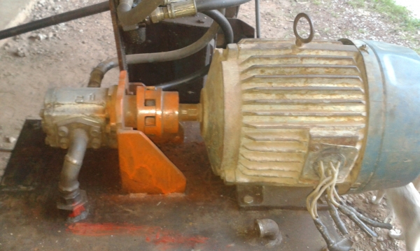 ขายแท่นอัดโฮดรอลิค30ตัน