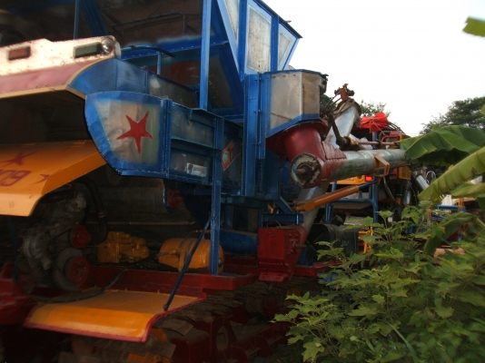 ขายรถเกี่ยวข้าวมดตะนอย (ไทยเส็งยนต์) เครื่องยนต์นิสสัน MD92 ตัวเดิน 12 HT ปั้มไดกิ๊นส์เบอร์ 23 ขายรถเกี่ยวข้าวมดตะนอย (ไทยเส็งยนต์) เครื่องยนต์นิสสัน MD92 ตัวเดิน 12 HT ปั้มไดกิ๊นส์เบอร์ 23