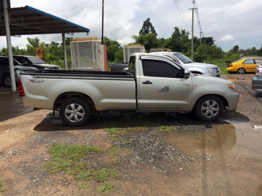 ขายย วีโก้ตอนเดียว ปี48 พร้อมลุยงานราคาเบาๆครับ