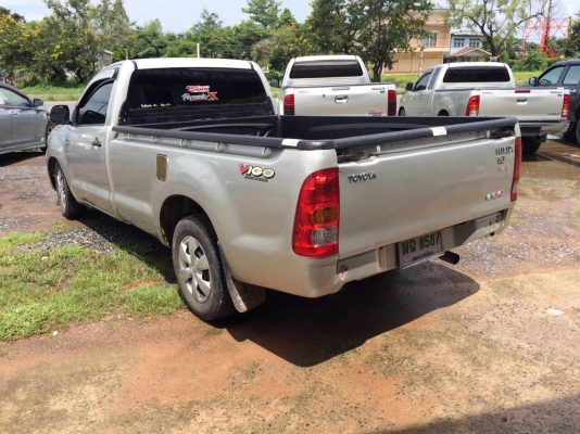 ขายย วีโก้ตอนเดียว ปี48 พร้อมลุยงานราคาเบาๆครับ