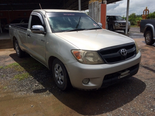 ขายย วีโก้ตอนเดียว ปี48 พร้อมลุยงานราคาเบาๆครับ