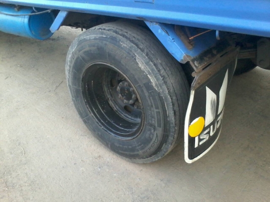 ขาย6ล้อNKR130โบปี47ไฟทับทิมกระบะยาว4.30เมตร รถห้างแท้