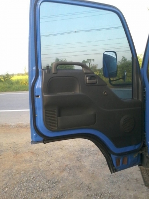 ขาย6ล้อNKR130โบปี47ไฟทับทิมกระบะยาว4.30เมตร รถห้างแท้