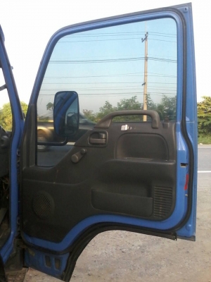 ขาย6ล้อNKR130โบปี47ไฟทับทิมกระบะยาว4.30เมตร รถห้างแท้