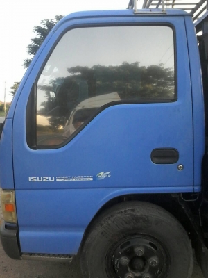 ขาย6ล้อNKR130โบปี47ไฟทับทิมกระบะยาว4.30เมตร รถห้างแท้