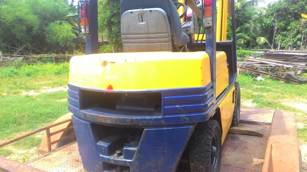 ขาย รถฟอร์คลิฟต์ komatsu FD15H-15