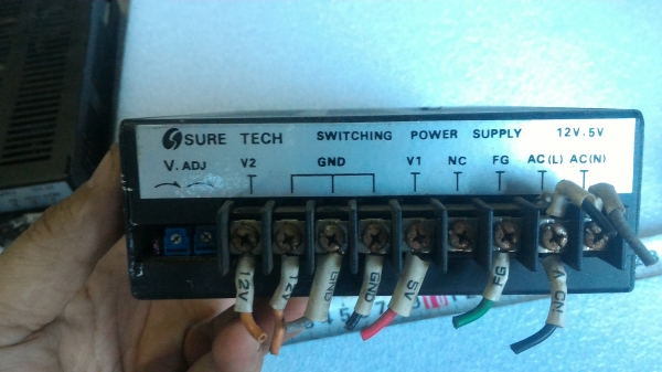 เพาเวอร์ซัพพลาย จ่ายไฟ 12 V. และ 5 V.  INPUT 100 - 240 V.