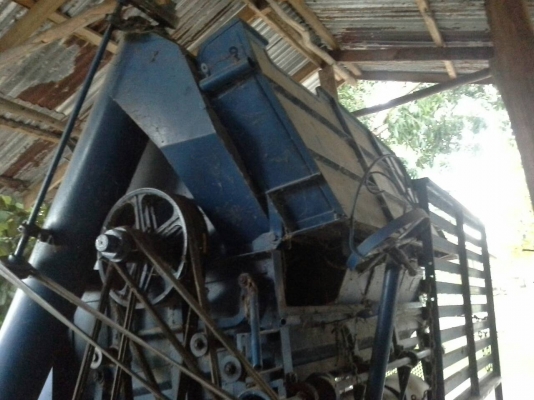 หกล้อ ช่วงล่างเครือง อีซูซุ145แรง ตู้นวดข้าวเกษตรพัฒนา5ฟุต ช่วงล่างคาน หน้า-หลัง อีซูซุ  ราคา 115,000บ ต่อรองได้