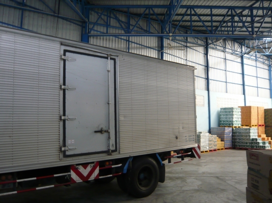 HINO รถ 6 ล้อ ตู้แห้ง 094 -1966500 เจ้าของรถครับ HINO รถ 6 ล้อ ตู้แห้ง 094 -1966500 เจ้าของรถครับ