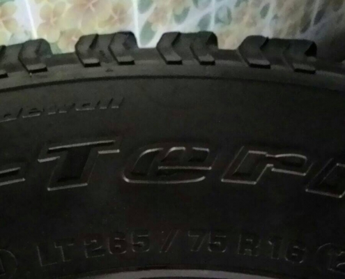 ขาย BF All SUPER BLACK 265/75/16 ปี 12 ขาย BF All SUPER BLACK 265/75/16 ปี 12