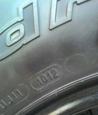 ขาย BF All SUPER BLACK 265/75/16 ปี 12 ขาย BF All SUPER BLACK 265/75/16 ปี 12