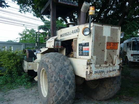 รถบด พร้อมใช้งาน 2 เพลา 2 เปลือก  เครื่องเดิม ปั๊มเดิม