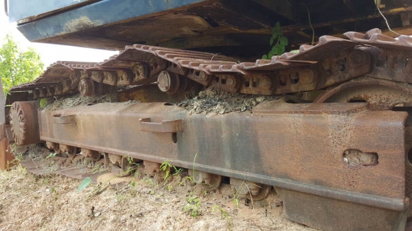 ขายตามสภาพแบคโฮ KOMATSU PC200-5 เครื่องพังเสื้อสูบทะลุ ช่วงล่างดี ซ่อมเครื่องอย่างเดียวใช้งานได้เลย เอกสารสัญญาซื้อขาย ราคาต่อรองได้ครับ