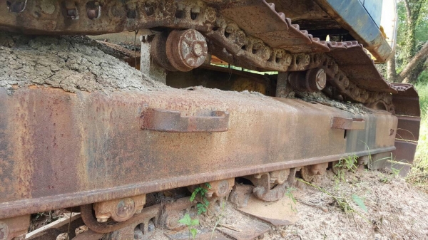 ขายตามสภาพแบคโฮ KOMATSU PC200-5 เครื่องพังเสื้อสูบทะลุ ช่วงล่างดี ซ่อมเครื่องอย่างเดียวใช้งานได้เลย เอกสารสัญญาซื้อขาย ราคาต่อรองได้ครับ