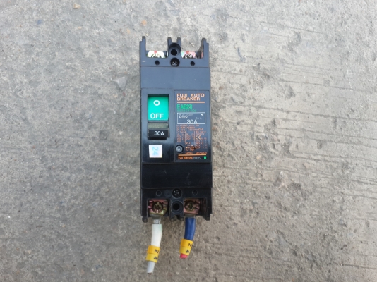 เบรกเกอร์