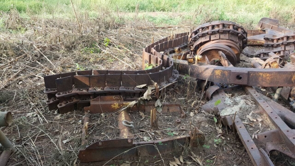 ขายตามสภาพแทรคเตอร์ CAT D4E ช่างถอดอะไหล่ว่าจะซ่อมแต่ทำไม่เสร็จ อะไหล่และอุปกรณ์มีครบ ขายตามสภาพแทรคเตอร์ CAT D4E ช่างถอดอะไหล่ว่าจะซ่อมแต่ทำไม่เสร็จ อะไหล่และอุปกรณ์มีครบ