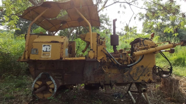 ขายตามสภาพแทรคเตอร์ CAT D4E ช่างถอดอะไหล่ว่าจะซ่อมแต่ทำไม่เสร็จ อะไหล่และอุปกรณ์มีครบ ขายตามสภาพแทรคเตอร์ CAT D4E ช่างถอดอะไหล่ว่าจะซ่อมแต่ทำไม่เสร็จ อะไหล่และอุปกรณ์มีครบ