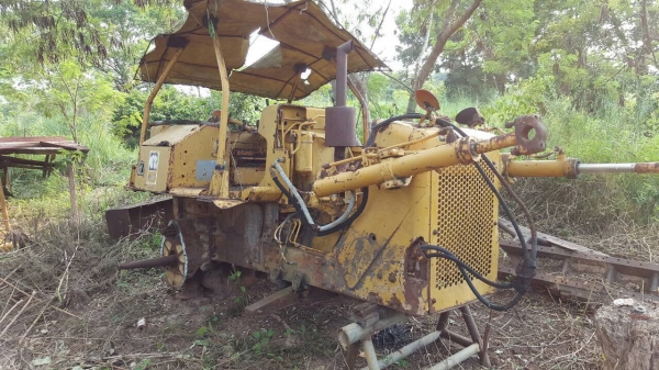 ขายตามสภาพแทรคเตอร์ CAT D4E ช่างถอดอะไหล่ว่าจะซ่อมแต่ทำไม่เสร็จ อะไหล่และอุปกรณ์มีครบ ขายตามสภาพแทรคเตอร์ CAT D4E ช่างถอดอะไหล่ว่าจะซ่อมแต่ทำไม่เสร็จ อะไหล่และอุปกรณ์มีครบ