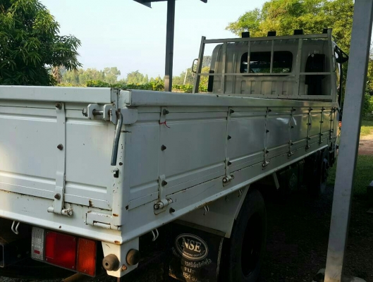 หกล้อ อีซูซุ NMR130ปี54ยาว4.30ม สภาพนางฟ้าสวยบางเดิมทั้งคนไม่มีตำนิ ทะเบียนพร้อมโอน ราคา 745,000บ ต่อรองได้