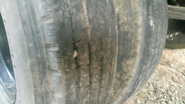 หกล้อ อีซูซุ NMR130ปี54ยาว4.30ม สภาพนางฟ้าสวยบางเดิมทั้งคนไม่มีตำนิ ทะเบียนพร้อมโอน ราคา 745,000บ ต่อรองได้