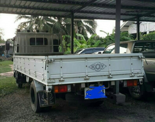 หกล้อ อีซูซุ NMR130ปี54ยาว4.30ม สภาพนางฟ้าสวยบางเดิมทั้งคนไม่มีตำนิ ทะเบียนพร้อมโอน ราคา 745,000บ ต่อรองได้